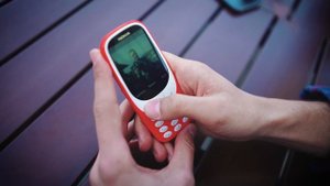 Сравнение: Nokia 3310 против Nokia 3310 (2017)