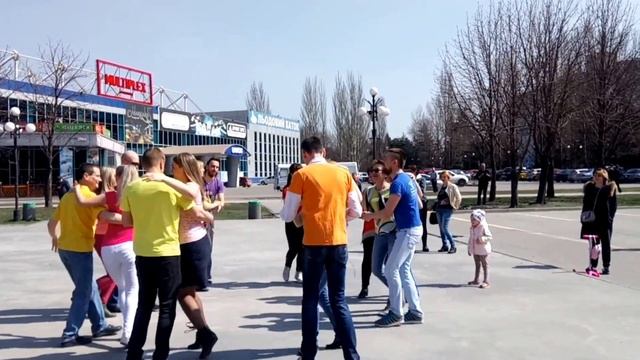 7 апреля 2018 - флешмоб по руэде (Кривой Рог, Импульс, сальса) смотреть онлайн