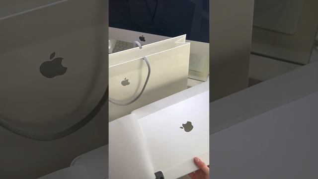 Unboxing the iPad Pro 12.9 inch ?