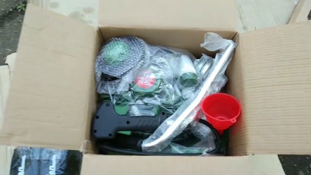 Бензокоса (мотокоса) Tara Garden ВСU-73. РАСПАКОВКА. ОБЗОР. СРАВНЕНИЕ. смотреть онлайн