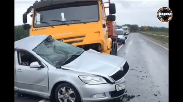 «Шкоду» занесло под встречный КамАЗ: погибли два человека в Нижнем Новгороде смотреть онлайн