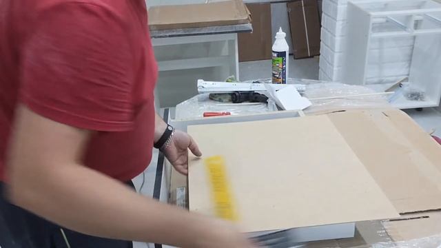 как собрать выдвижной ящик кухонной мебели.сборка кухонной мебели часть 2 смотреть онлайн