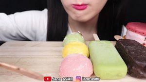 ASMR ICE CREAM RICE CAKES, CHOCOLATE ICE CREAM, FRAPPE 초콜릿 프라페, 아이스크림, 찰떡 아이스 먹방 MUKBANG