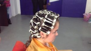 Урок 10 Накручиваем волосы на бигуди