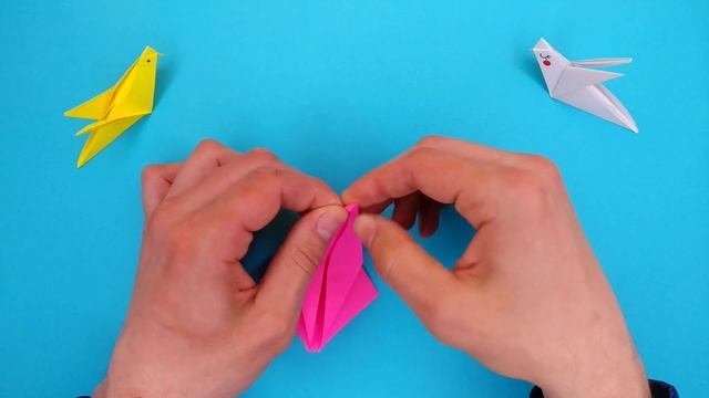 Модель 69. Птица оригами. Как сделать птичку из бумаги.