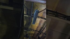 Обогрев ангара инфракрасными излучателями.