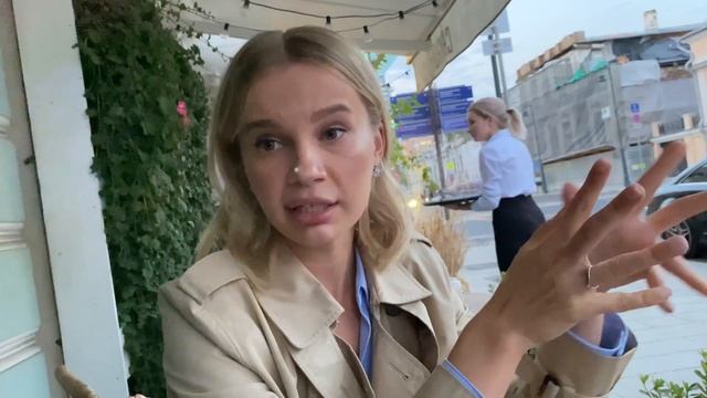 Переезд в Москву, девичник в столице, театр Crave и ночная Москва. Влог #5 смотреть онлайн