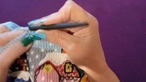 Контроль натяжения нити при вязании крючком.Идеально ровное вязание.