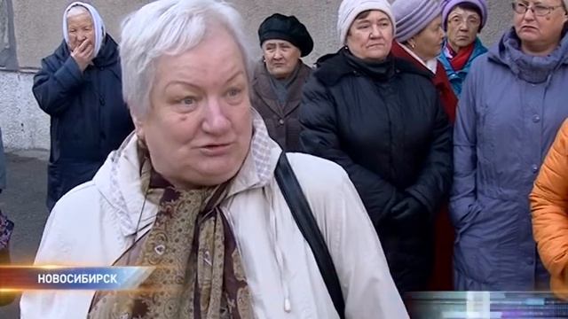 Пенсионеры возмущены укрупнением поликлиник