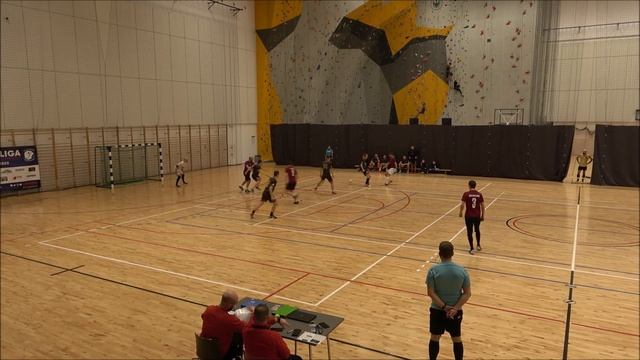 Moore - Git Team /skrót meczu/ смотреть онлайн