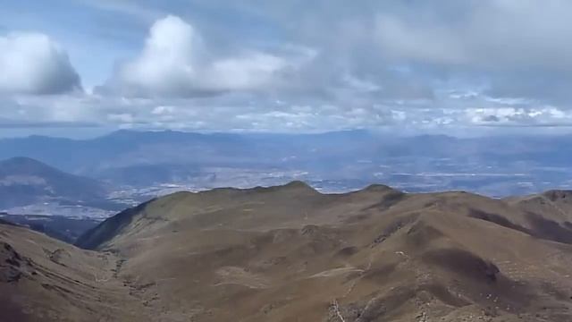 Volcano Pichincha (4600m), awesome view to Quito (Ecuador) смотреть онлайн
