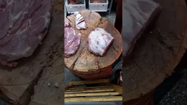 Рубка мяса топором вес 3.4кг ??Тел 89150489904 Семён, Ватсап 89187847333?? смотреть онлайн