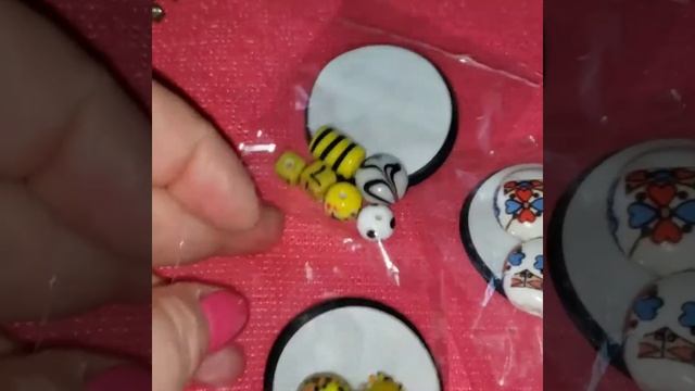 Теперь посылки задерживаются из за протестов. Что получила, и что наваяла ))) смотреть онлайн