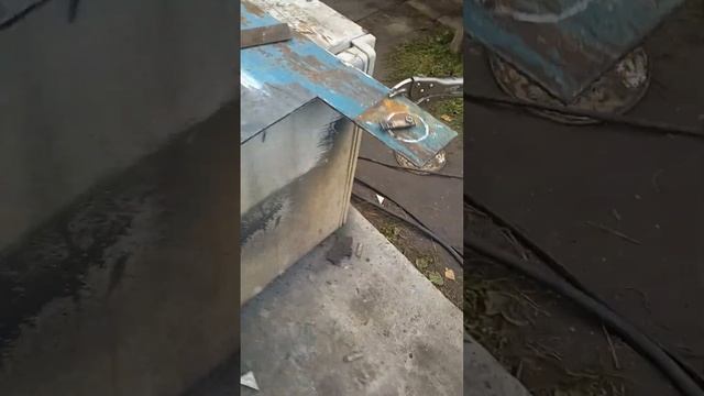 Как плазморезом вырезать ровное круглое отверстие .