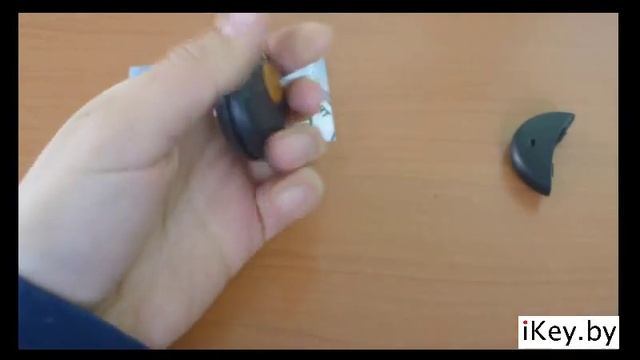 Замена батарейки в ключе Смарт  City Coupe, Cabrio, Fortwo Change the battery
