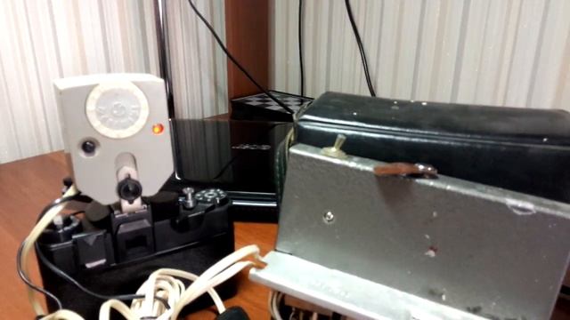 10 секунд ужасного звука! Зарядка вспышек для пленочных фотоаппаратов Зенит смотреть онлайн