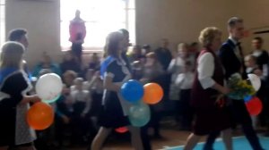 Последний звонок 2019 - выпускники покидают стены Школы.mp4