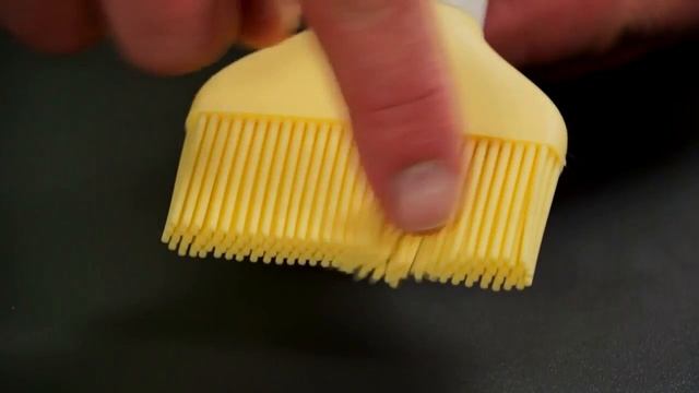 630024 Кисточка для смазывания выпечки силиконовая DELICIA смотреть онлайн