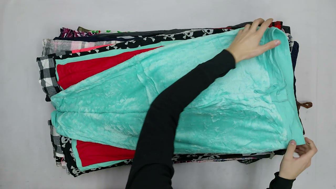 29190 Штаны флис (FLEECE PANTS 1/2), секонд (extra/1 кат), США В, 1 пак, 20 кг, 4.50€/кг, 85 шт