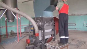 Переработка лиственной целлюлозы при помощи дробилки ТАЙФУН-600 (SLF-1400)