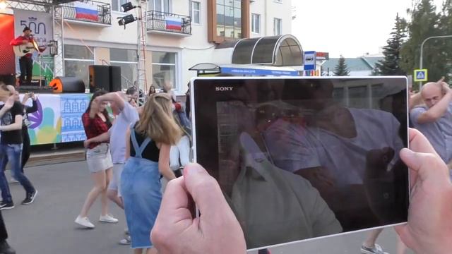 ЛАТИНОАМЕРИКАНСКИЕ РИТМЫ... ОЧАРОВАТЕЛЬНЫЕ ТАНЦОРЫ...) "ЧАЙ, КОФЕ, ПОТАНЦУЕМ!?")ВИДЕО Ф.В.ГИНЗБУРГА смотреть онлайн