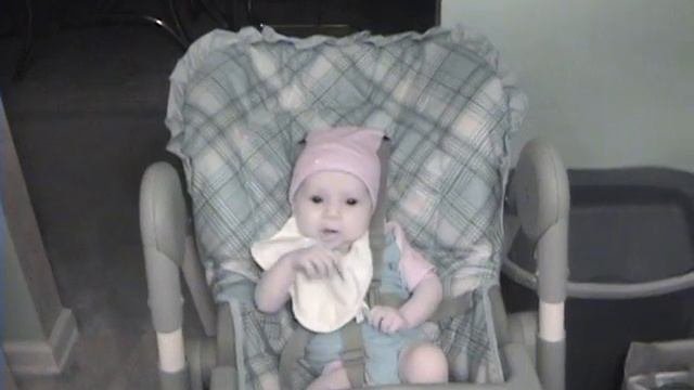 First Highchair tryout!