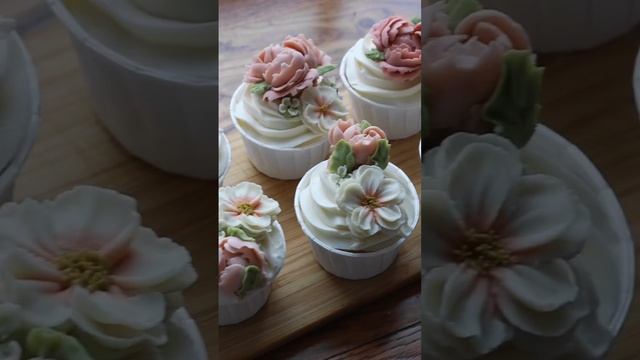 Капкейки + кремовая флористика ✨