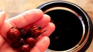 Будьте осторожны с плодами шиповника!