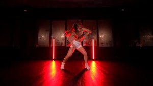 ЛЕРА ЛЕЖНЕВА // GIRLY HIP-HOP