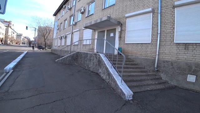 ПРОШЕЛ ПЕШКОМ ПО УЛИЦЕ ЛЕНИНГРАДСКАЯ В ЧИТЕ