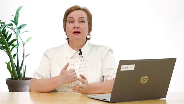 Зарплата за первую половину месяца: когда выплачивать и как рассчитать