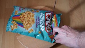 Nahrungsmittel Unboxing 78 : Chio Popcorn Colours of the Rainbow ? Popcorn mit Zuckerperlen