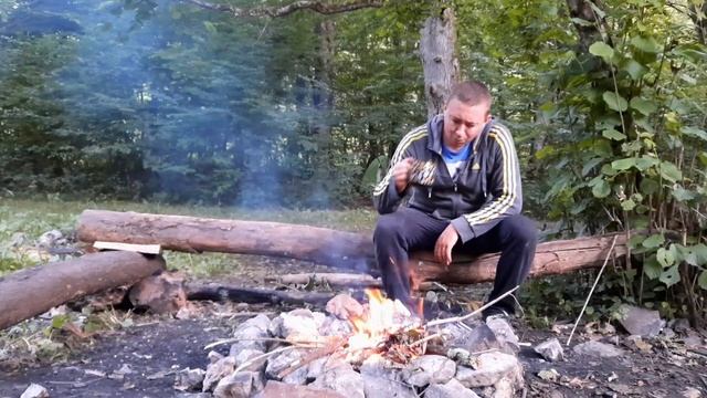 Поход с детьми на гору Кизинку. Первый поход с ночевкой в лесу у водопада. смотреть онлайн