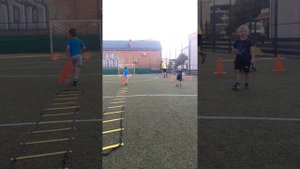 Упражнения для детей с 3 лет по футболу