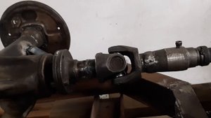 установка мостов, раздаточной коробки и изготовление кардана для минипогрузчика на гидроходу.