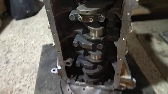 Кручу блок цилиндров ВАЗ-2108 на маховике смотреть онлайн