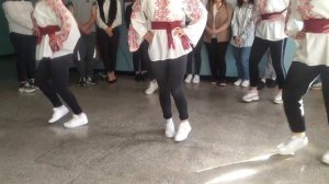 Зажигательный молдавский танец