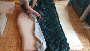 изголовье кровати в каретной стяжке своими руками, изголовье кровати DIY