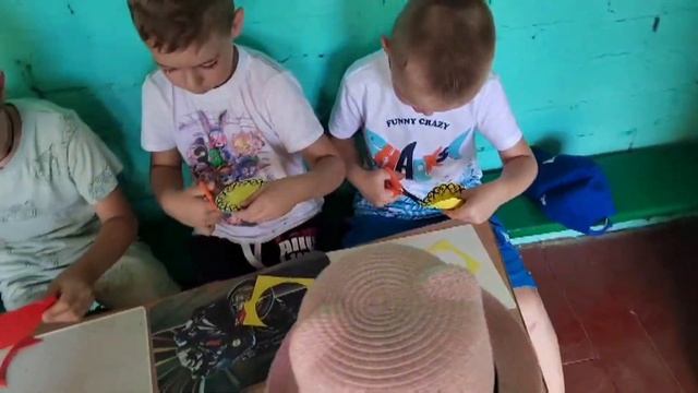 Аппликация из кружков Волшебный цветок смотреть онлайн