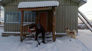 ВЕРНУЛСЯ В ДЕРЕВЕНСКИЙ ДОМ ЧЕРЕЗ МЕСЯЦ И ОБАЛДЕЛ. НОВАЯ БАНЯ ИЗ СУХАРНИКА. ПРОБИВАЮСЬ В СТАРЫЙ ДОМ.