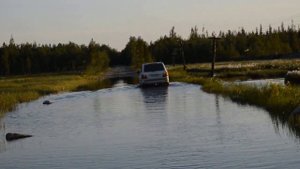 Дорога 1000 ручьев Лужа в 15 км от Октябрьского ТЛК 100