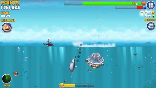 HUNGRY SHARK WORLD vs HUNGRY SHARK EVO - New Megalodon VS Old Megalodon Gameplay смотреть онлайн