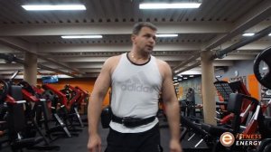 Проработка спины на тренажёрах. Сергей Слободин.