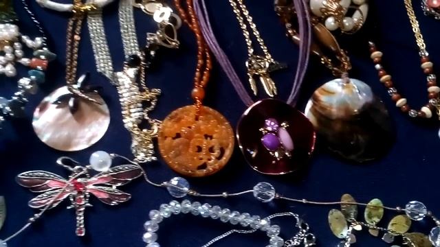 ЧешскаЯ бижутерия ,броши и много всего интересного,обзор на новые приобретения