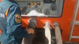 Забор воды из открытого водоёма АЦ-2,0-40(4308) двумя способами.