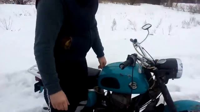 Покатушки на мотоцикле Восход 3. Весёлый зимний опыт смотреть онлайн