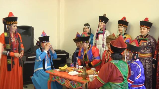 «Буряад хүнэй юртэмсэ».Реконструкция свадебного обряда. 6+ смотреть онлайн