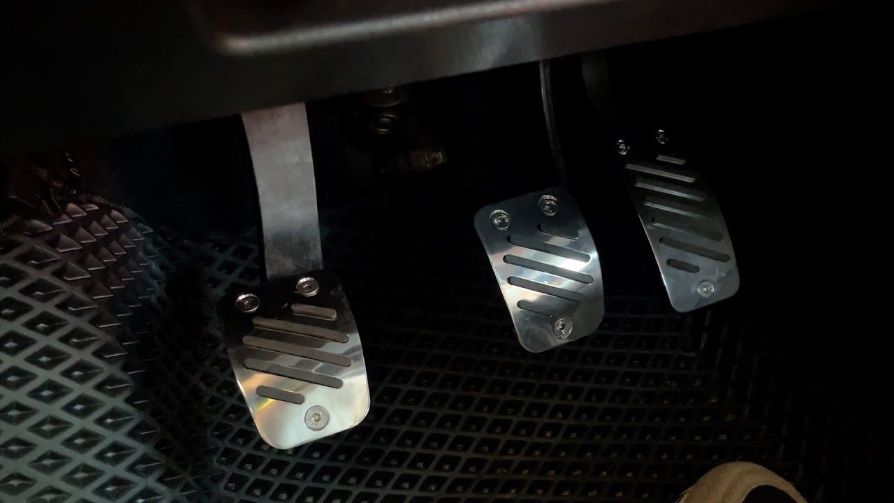 LADA VESTA. НАКЛАДКИ НА ПЕДАЛИ ОТ АВТОПРОДУКТ смотреть онлайн