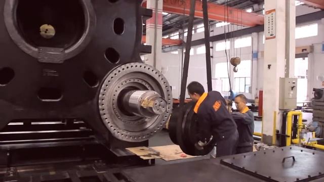 Термопластавтомат Chen Hsong SM6500-TP видео с производства смотреть онлайн