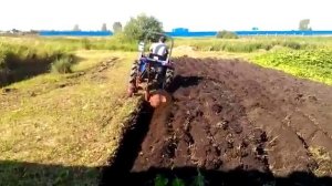 Вспашка целины плугом пн 1-35